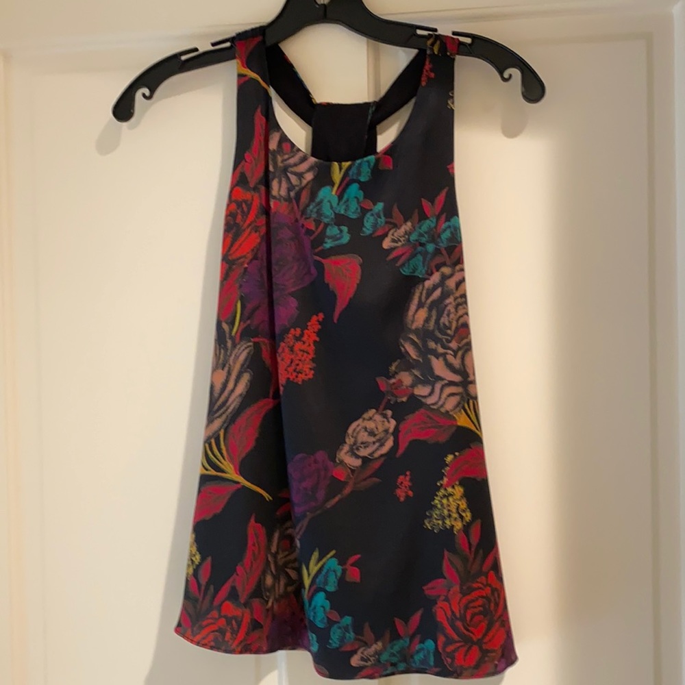 Beautiful Alice + Olivia silk blouse NWOT